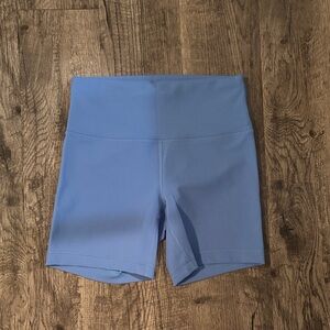 Lululemon Wunder Train 6 Inch Bike Shorts - Blue - Size 8